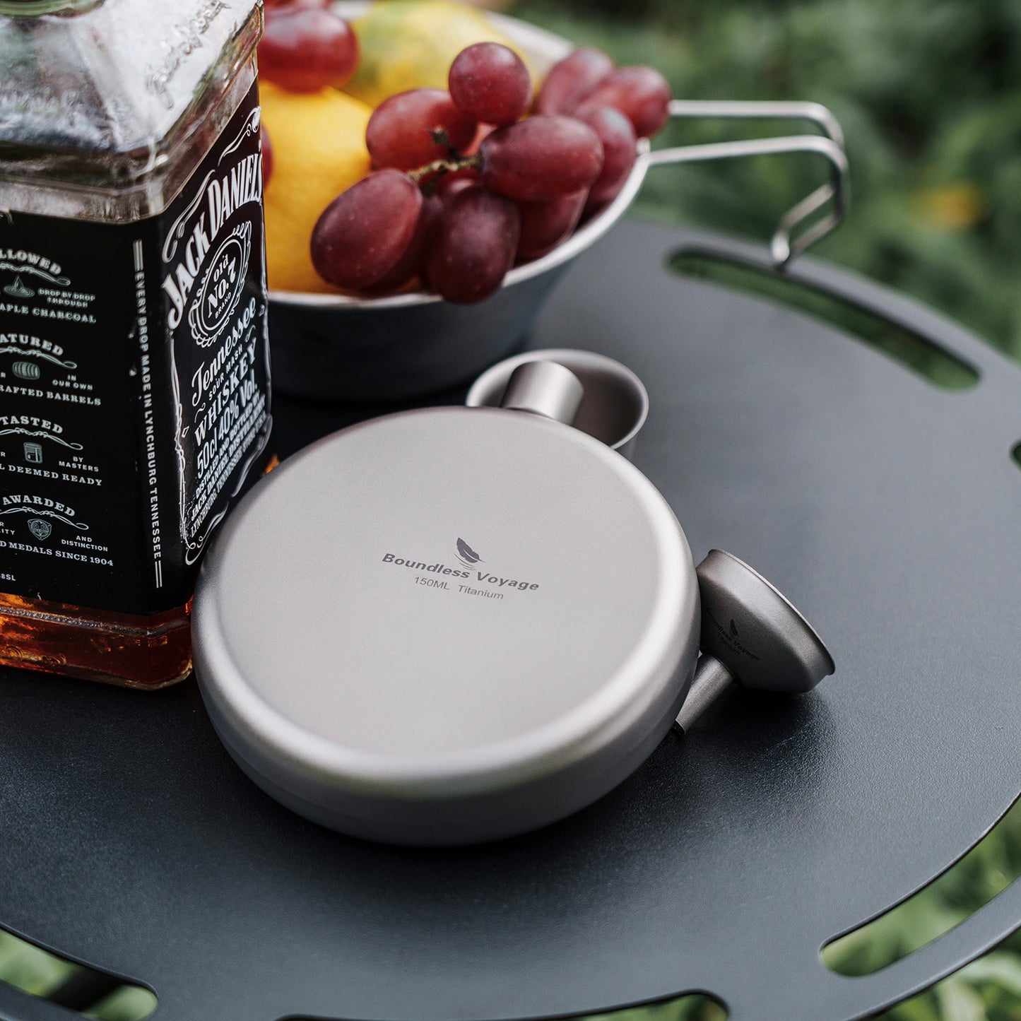 Boundless Voyage Titanium Ultralight Hip Flask 150ml Portable Wine Bottle with Funnel Camping Picnic Pocket Whiskey Alcohol Drinkware Accessories Ti3065D-Ti3066D