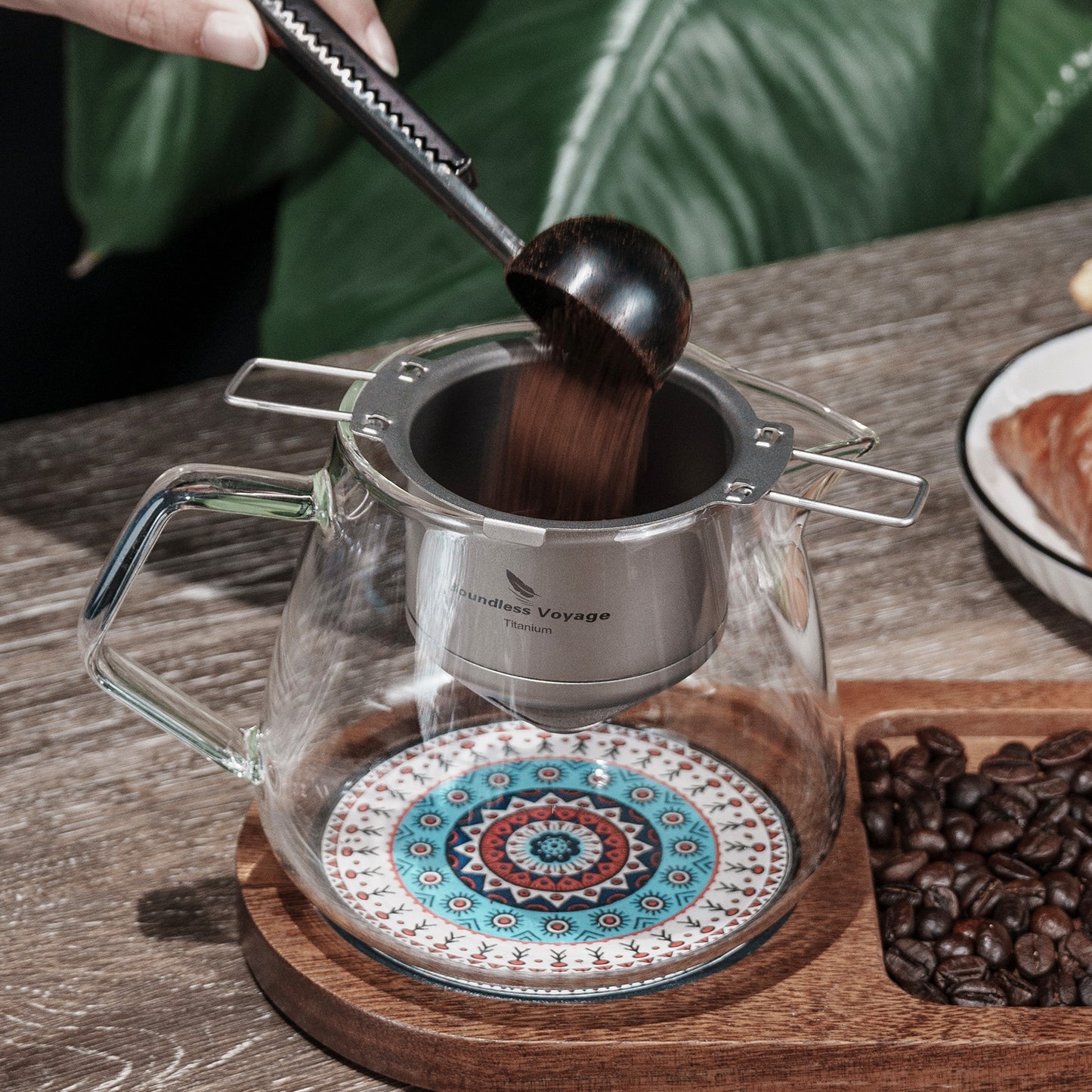 Boundless Voyage Titanium Folding Coffee Drip Filter, Ultralight Portable Hanging Ear Hand Brew Coffee Filter, Fits Mugs with 6.5cm–12.5cm Diameter Ti6002P
