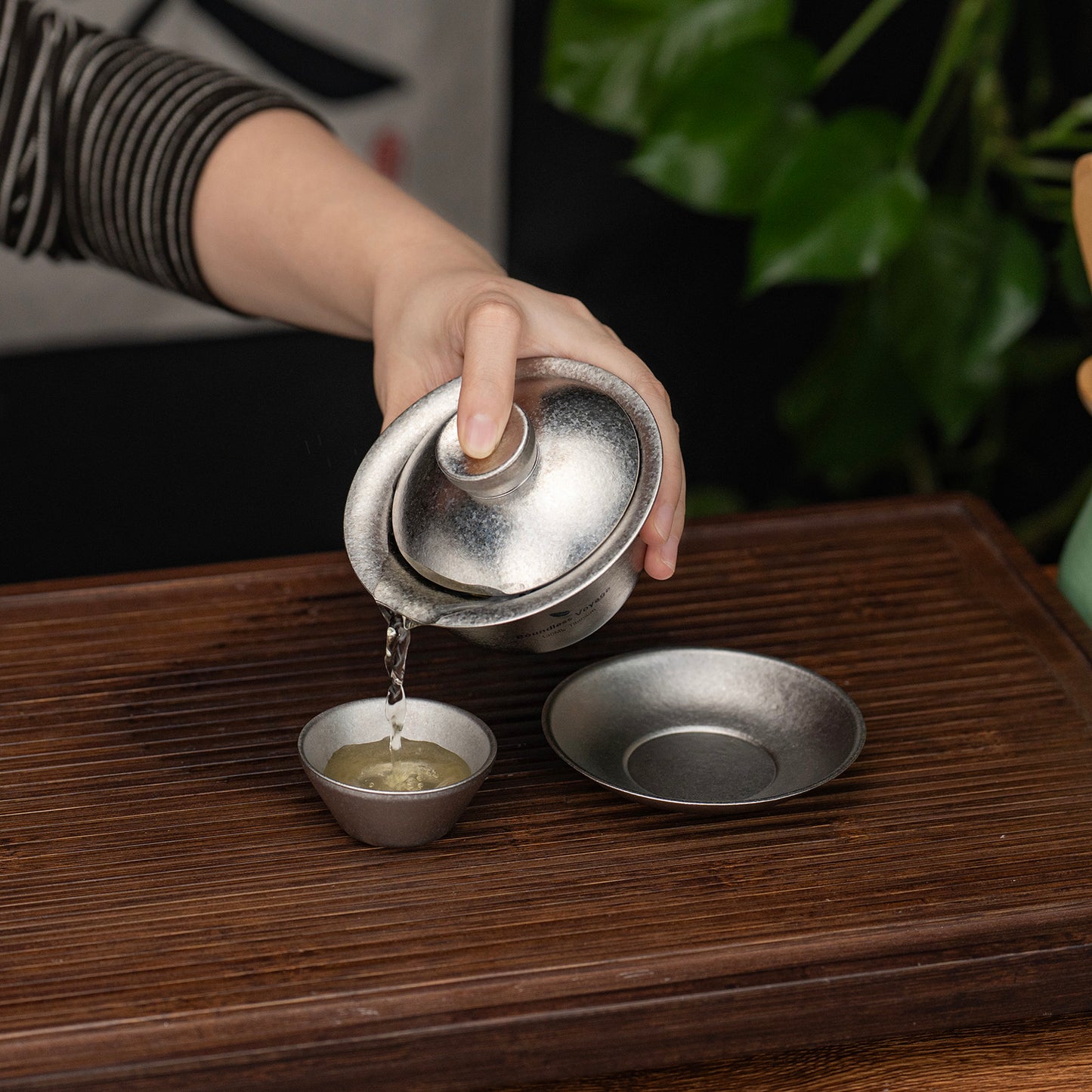 Boundless Voyage 130ml High-Temp Crystalline Finish Double Wall Titanium Gaiwan, Ultralight Three-Talent Kung Fu Tea Bowl, Anti-Scald Tea Set for Home Tea Ceremony & Camping Ti3144D