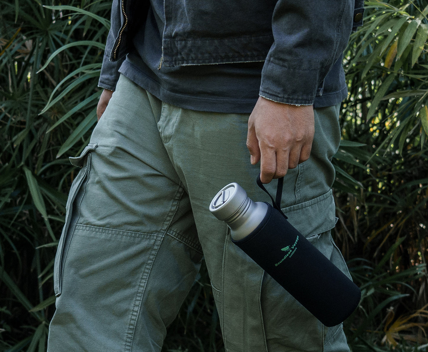 Boundless Voyage Titanium Sport Bottle 800ml with Leakproof Lid & Hook Camping Cycling Drinking Wide Mouth Single Layer Bottle Outdoor Travel Water Flask Pot Ultra-light 172g Ti3003D