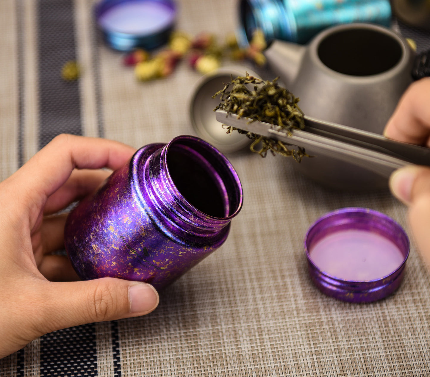 Boundless Voyage Mini Titanium Tea Caddy, Ultralight Portable Ice Flower Storage Jar for Loose Tea, Coffee & Spices Ti3211D