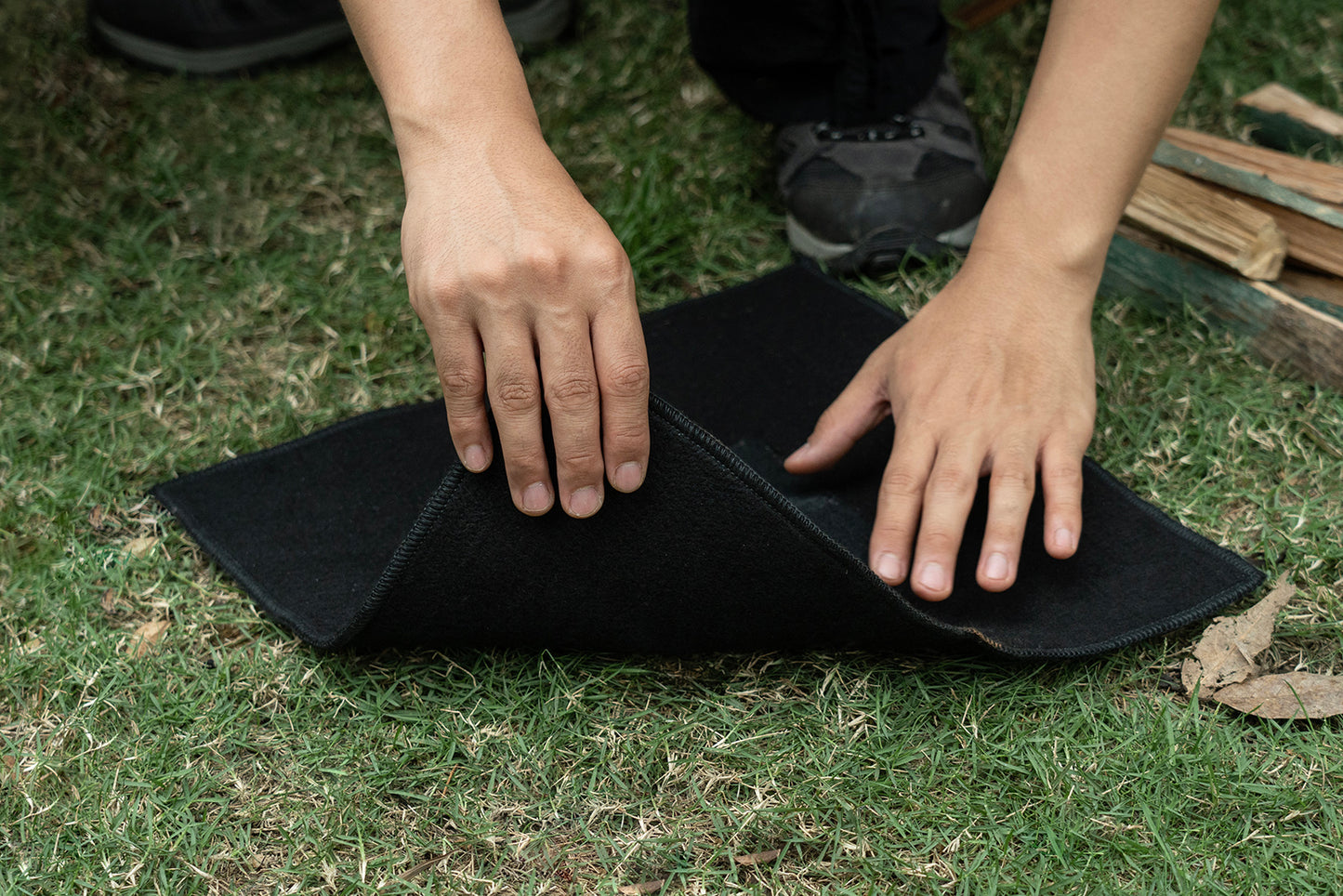Boundless Voyage Fire Blanket for Heat Resistant Welding Blanket 1472°F Flame Retardant Carbon Felt for Grill Stove Soldering Protection BV1037/BV1038