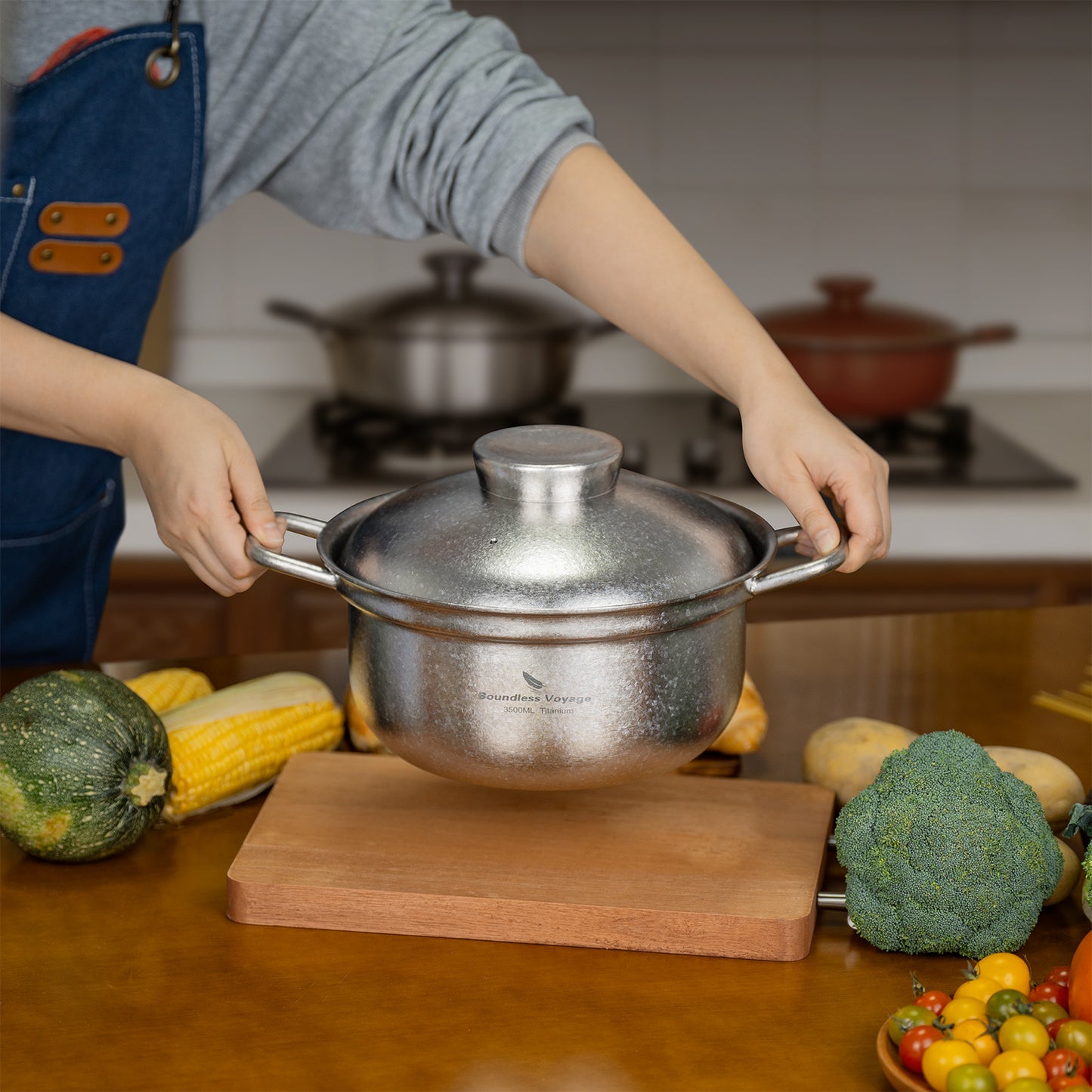 Boundless Voyage 3.5L Titanium Cooking Pot with Steam Vent Lid, 3mm Thick Crystalline Stovetop Pot for Home Kitchen Ti2116C