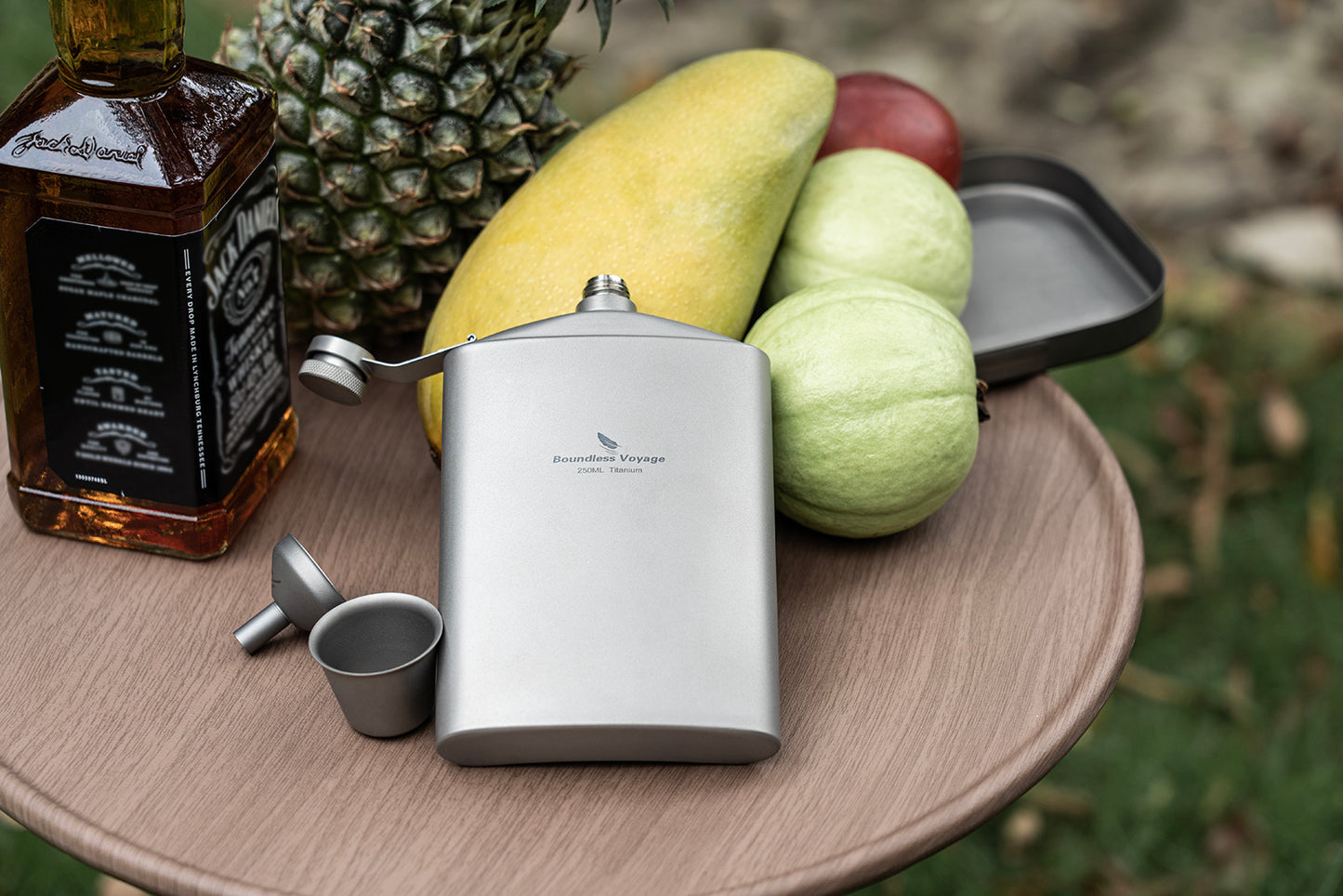 Boundless Voyage Titanium Ultralight Hip Flask 250ml Portable Wine Bottle with Funnel Camping Picnic Pocket Whiskey Alcohol Drinkware Accessories Ti3063D-Ti3064D
