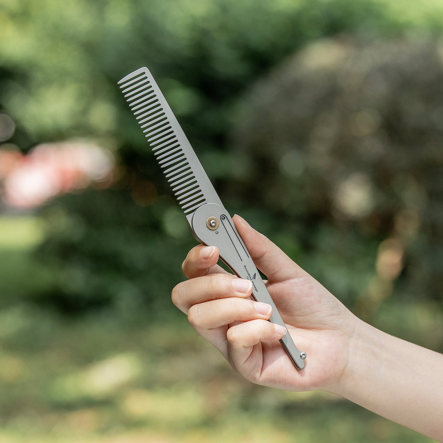 Boundless Voyage Titanium Foldable Comb, Ultralight Compact Folding Pocket Hair Comb for Outdoor Camping, Travel, Hiking and Daily‑Carry Ti9011A
