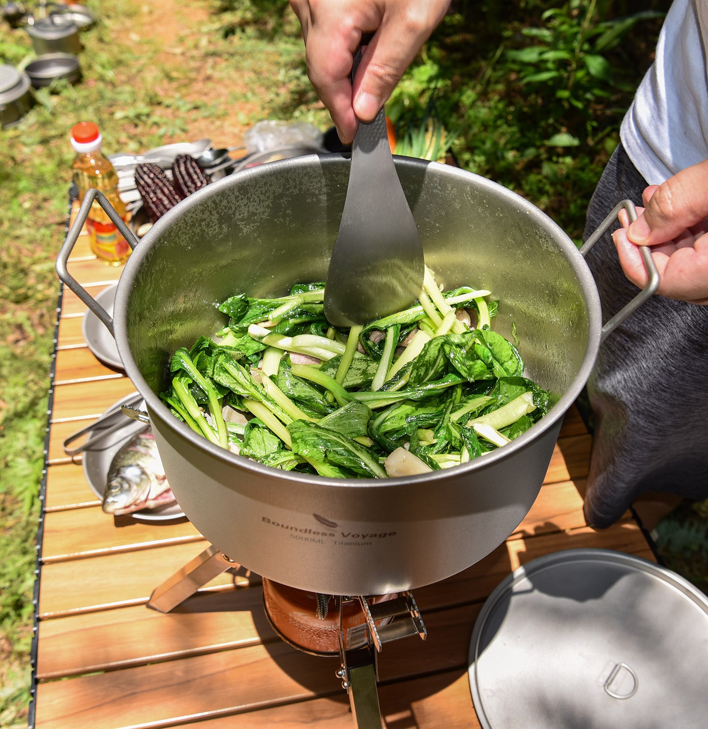 Boundless Voyage 5L Titanium Stock Pot with Lid & Folding Handle, Large Capacity Portable Soup Pot for Outdoor Camping Hiking Picnic & Home Kitchen Ti2104C