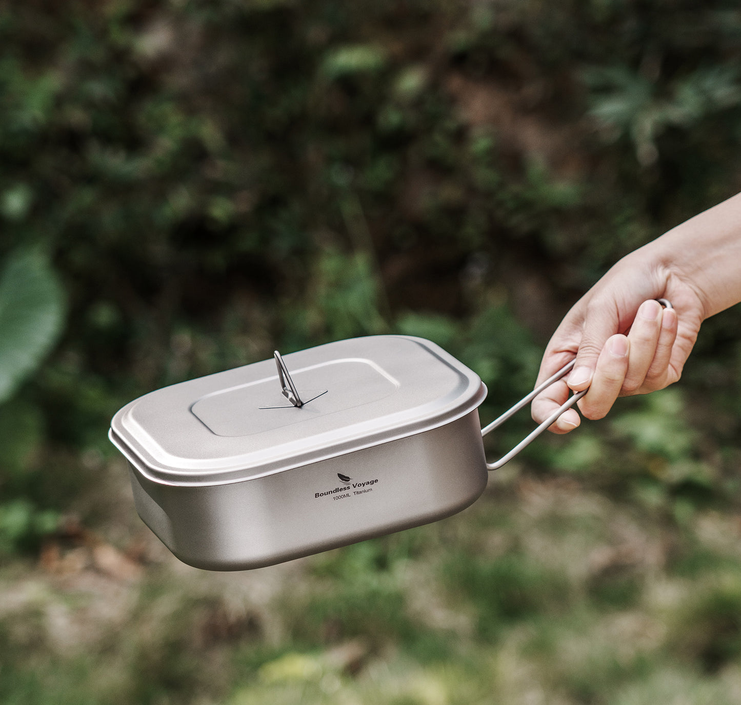 Boundless Voyage 1000ml Titanium Military Mess Tin with Lid & Folding Handle, Portable Bushcraft Cookware Multi-Purpose Lunch Box Bowl Pan for Outdoor Camping Ti2084C