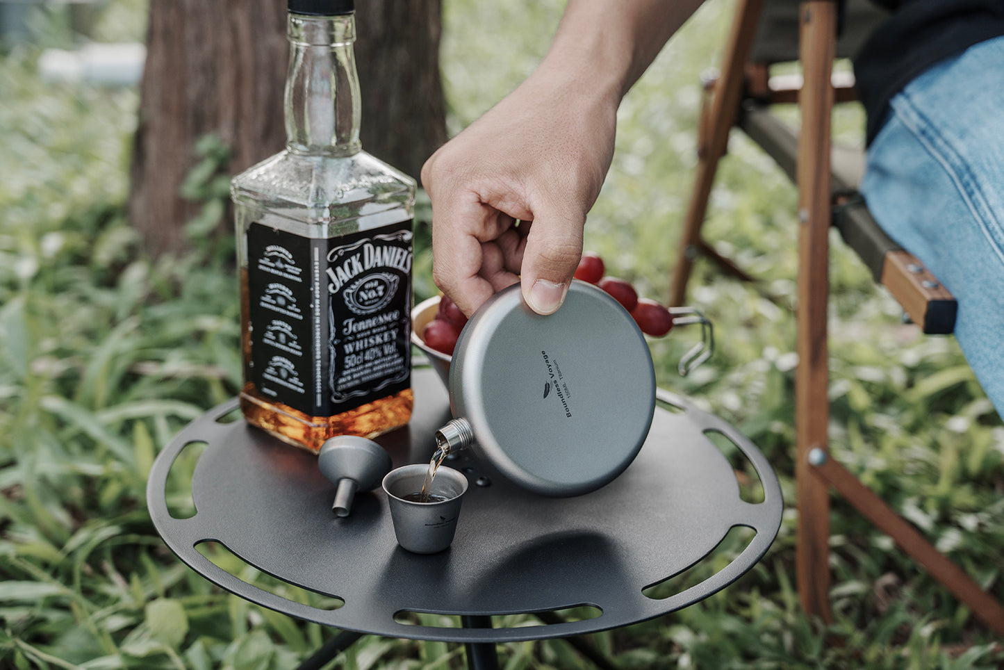 Boundless Voyage Titanium Ultralight Hip Flask 150ml Portable Wine Bottle with Funnel Camping Picnic Pocket Whiskey Alcohol Drinkware Accessories Ti3065D-Ti3066D