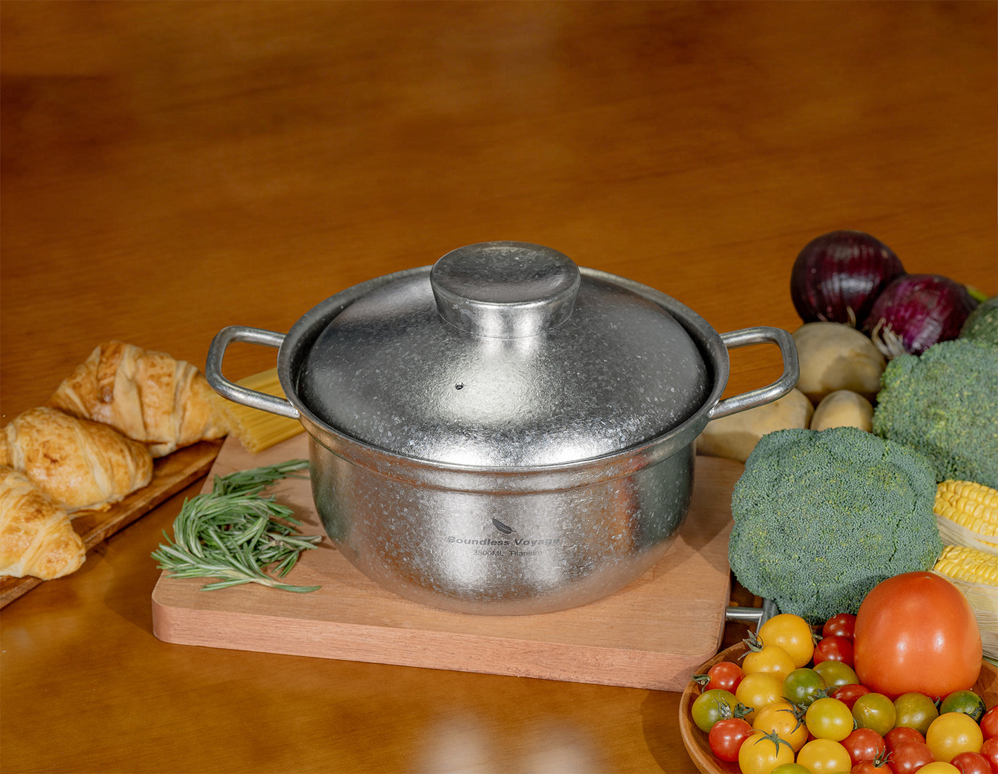 Boundless Voyage 3.5L Titanium Cooking Pot with Steam Vent Lid, 3mm Thick Crystalline Stovetop Pot for Home Kitchen Ti2116C