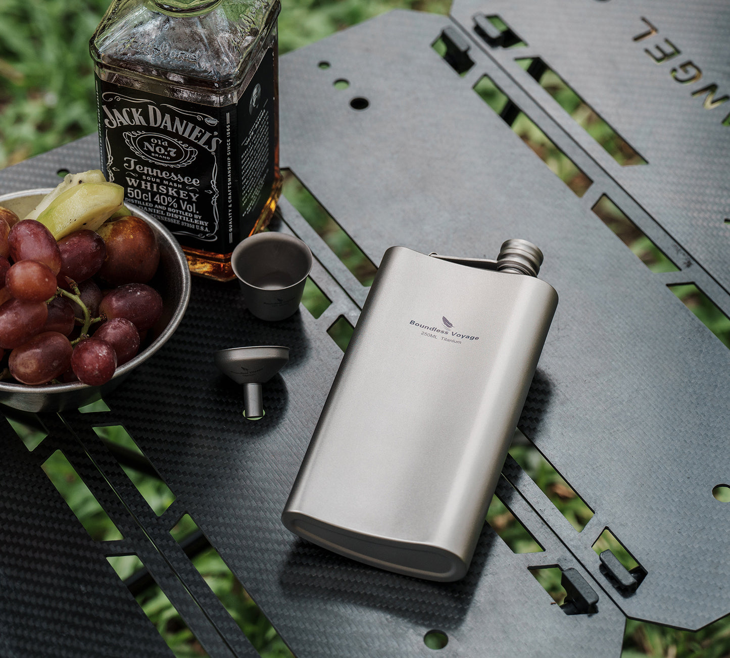 Boundless Voyage 250ml Titanium Hip Flask Ultralight Durable Camping Flask Bottle for Whiskey Vodka Wine Outdoor Travel Equipment Ti3074D