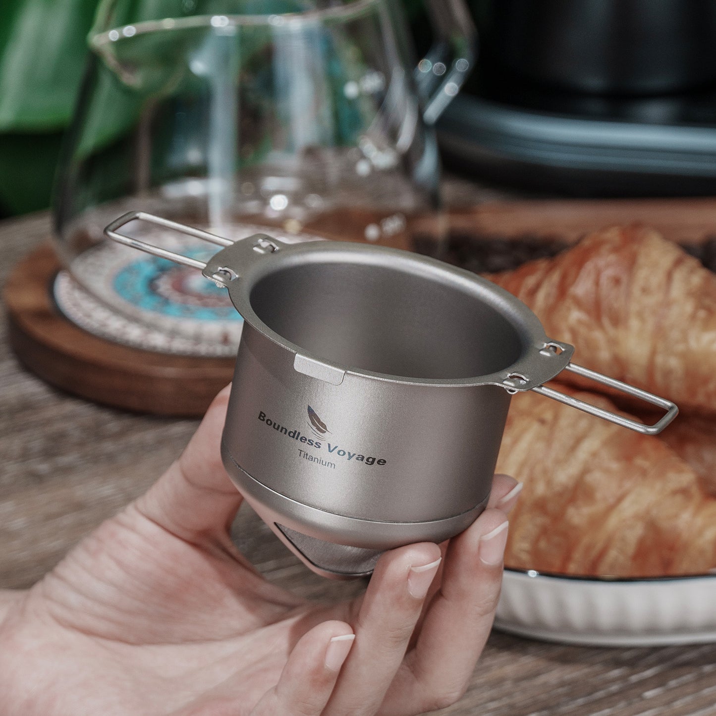 Boundless Voyage Titanium Folding Coffee Drip Filter, Ultralight Portable Hanging Ear Hand Brew Coffee Filter, Fits Mugs with 6.5cm–12.5cm Diameter Ti6002P