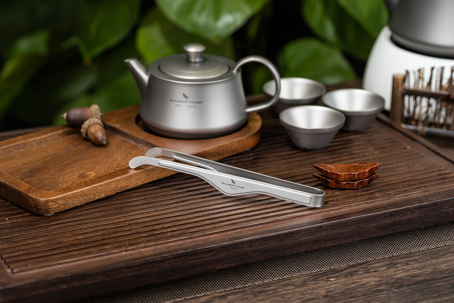 Boundless Voyage Titanium Tea Clip, Multipurpose Anti-Scald Tong Tweezers for Kung Fu Tea Cup, Salad, Steak, BBQ & Buffet Kitchen Use Ti1013T
