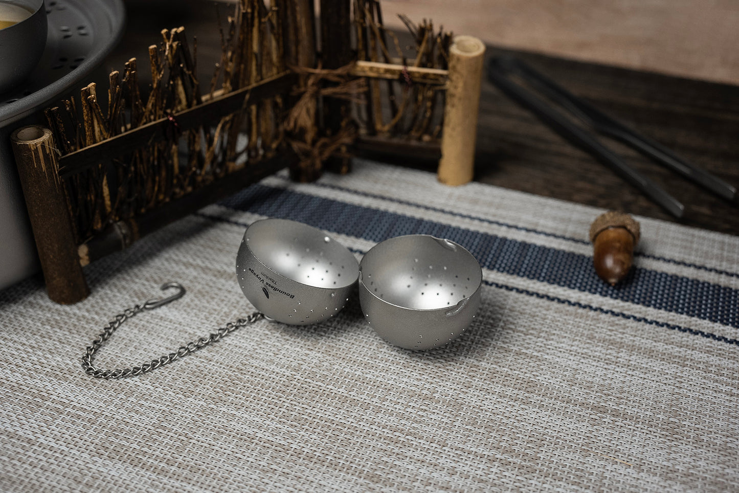 Boundless Voyage Titanium Tea Ball infuser for Loose Tea Spices with Extended Chain Lightweight Tea Bag Filter Mesh Tea Strainer Mug Teapot Home Kitchen Tools Teaware Ti3207D