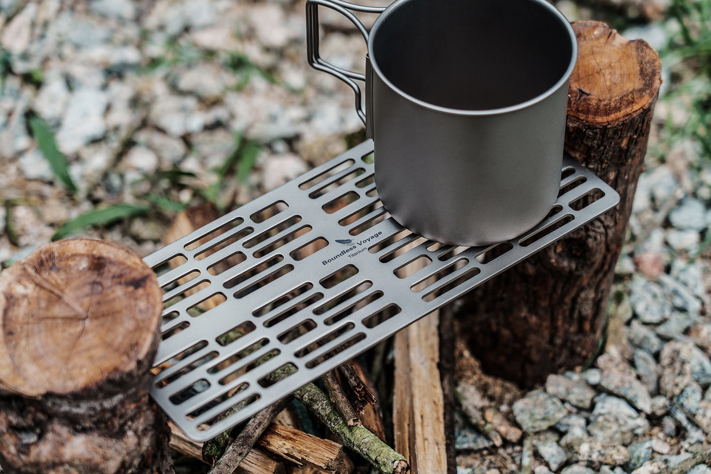 Boundless Voyage Mini Size Durable Titanium Charcoal BBQ Grill Plate Include a Carry Bag for Outdoor Camping Beach Ti2021C
