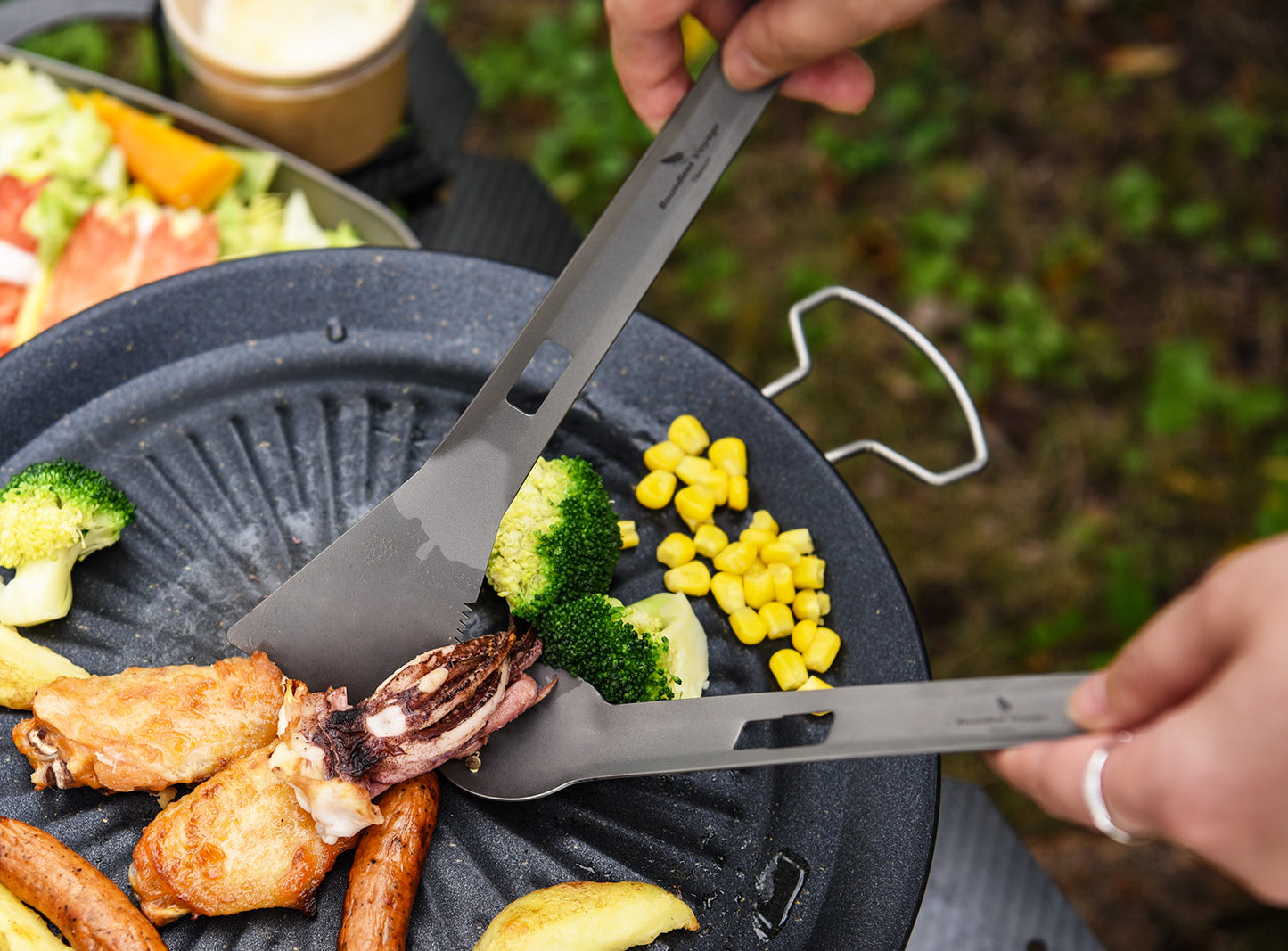 Boundless Voyage Titanium Alloy 4-in-1 Multi Utensil, Integrated Tong Spork Shovel Spatula, Lightweight Portable Cookware for Camping Backpacking Travel Outdoor Cooking Ti1080T