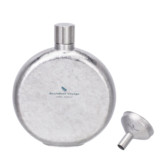 Boundless Voyage Titanium kristallisierter Flachmann 180ml Tragbare runde Weinflasche mit titanisiertem Trichter Whiskey Alkohol Trinkzubehör Ti3264D