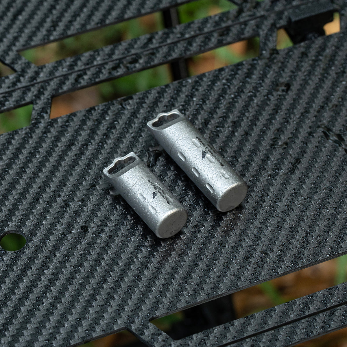 Compact ultralight titanium waterproof pill holder for travel camping and outdoor EDC