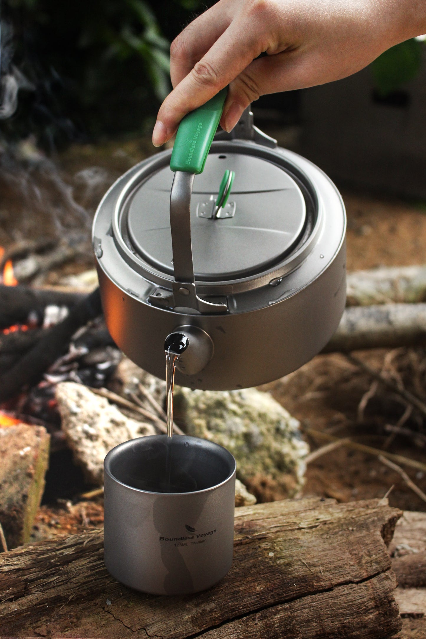Boundless Voyage 800ml / 1200ml Single-Layer Pure Titanium Kettle with Foldable Handle & Filter, Large Capacity Camping Teapot Ti3101D/Ti3102D