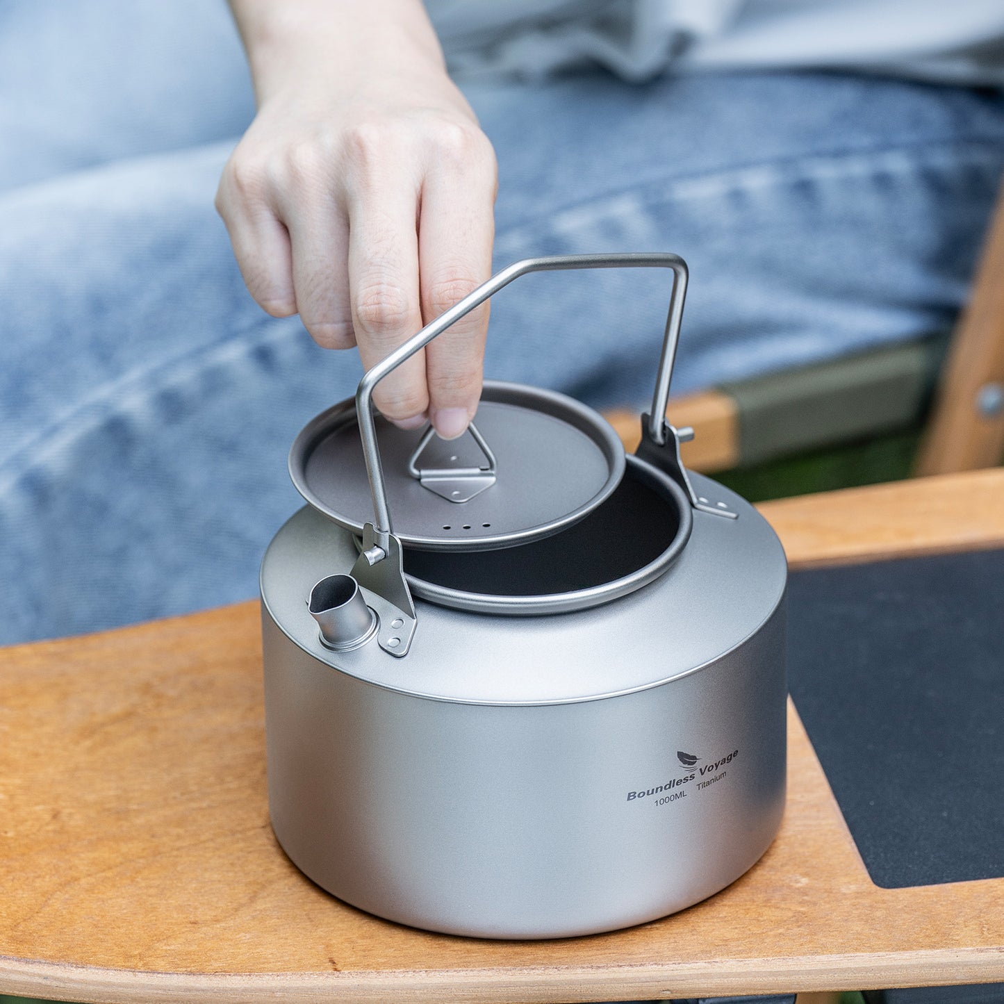 Boundless Voyage 1000ml Ultralight Titanium Camping Kettle with Foldable Handle & Steam Vent Lid, One-Piece Body Water Pot for Outdoor Hiking Backpacking Ti3099D