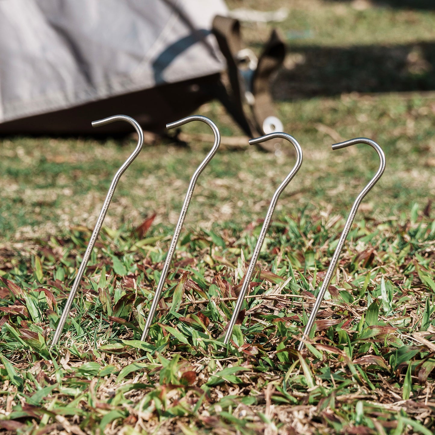 Boundless Voyage 16.5cm Titanium Alloy Tent Stakes | Ultralight Heavy Duty Ground Pegs, Portable Camping Accessories, 8Pcs / 12Pcs Optional Packs Ti4003P