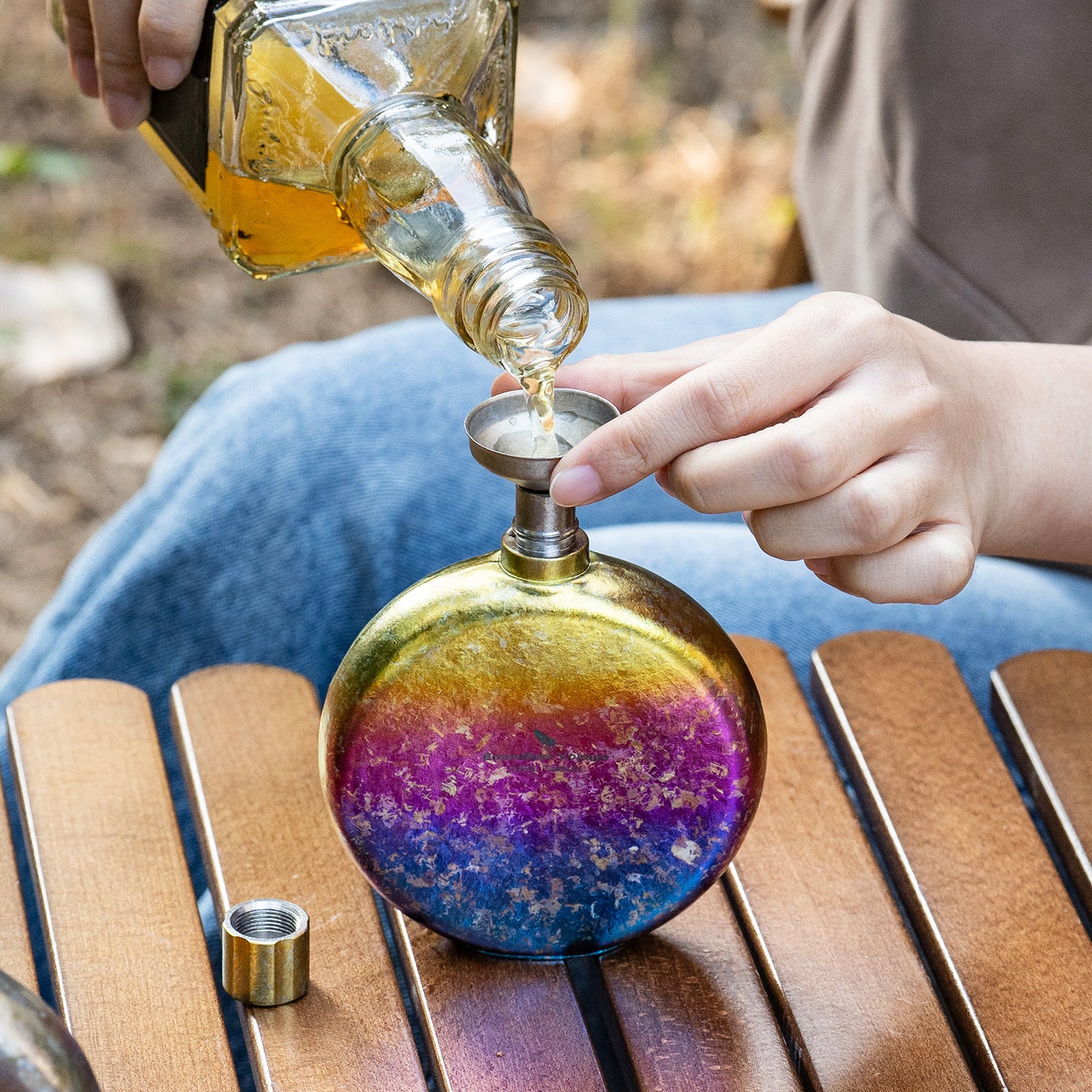 Boundless Voyage Titanium Crystallized Flask 180ml Portable Round Wine Bottle With Titanium Crystallized Funnel Whiskey Alcohol Drink ware Accessories Ti3264D