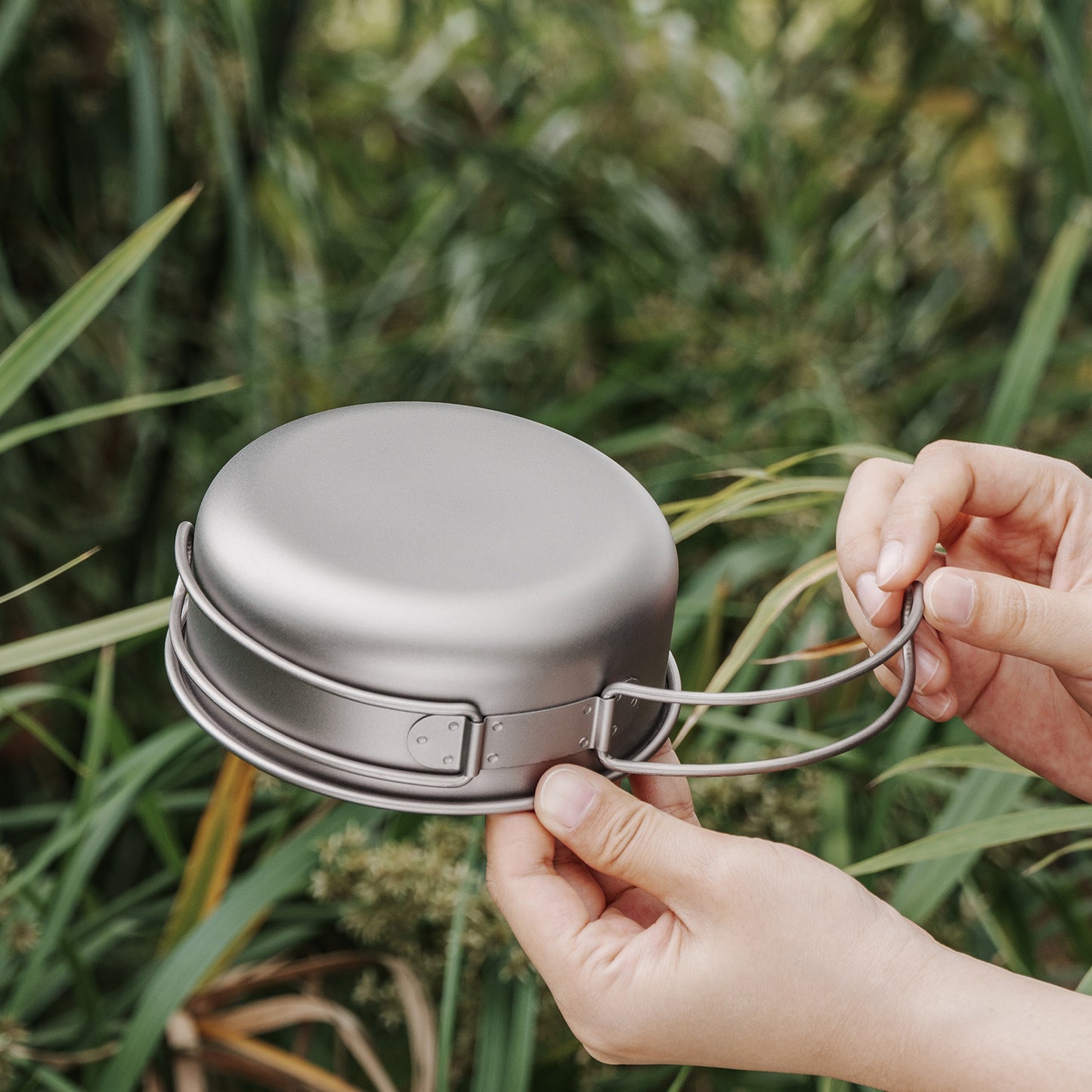Boundless Voyage 5Pcs Pure Titanium Bowl Set with Foldable Handles, Portable Outdoor Camping Tableware Plates Dishes, 350/500/600/700/800ml Ti1096T