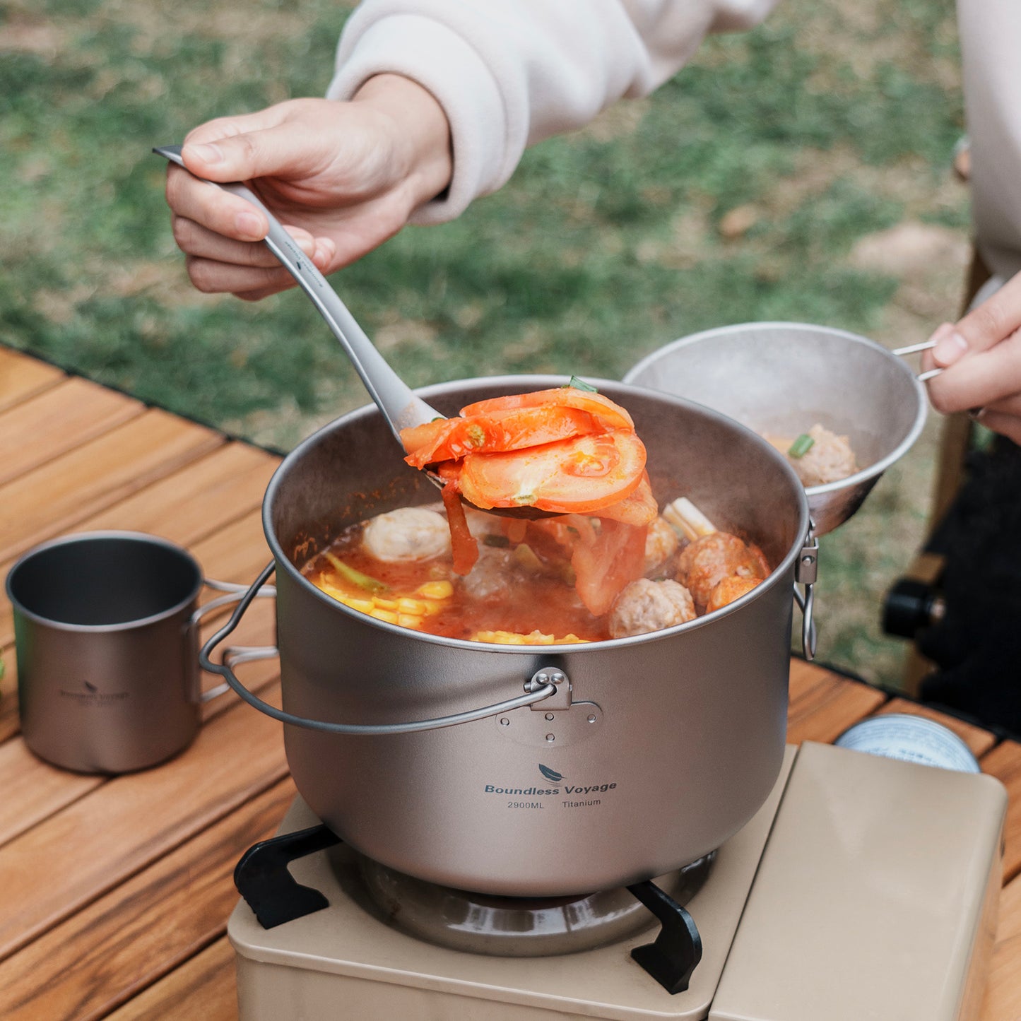 Boundless Voyage Titanium Hanging Pot for Outdoor Camping Backpacking Hiking Ultralight Portable Cooking Pot Camp Kitchen Cookware 1300ML/1950ML/2900ML Ti2043C-Ti2045C