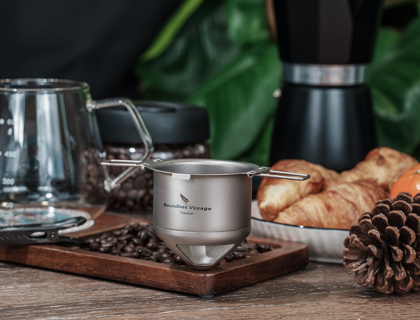 Boundless Voyage Titanium Folding Coffee Drip Filter, Ultralight Portable Hanging Ear Hand Brew Coffee Filter, Fits Mugs with 6.5cm–12.5cm Diameter Ti6002P