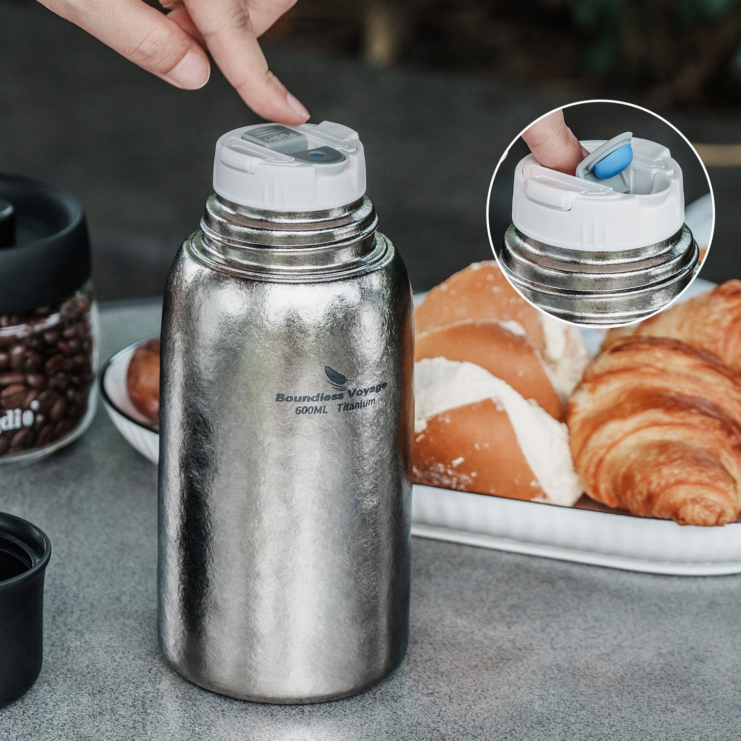 Boundless Voyage 630ml Double-Wall Vacuum Titanium Water Bottle, Leakproof Lightweight Coffee Sport Bottle for Travel, Outdoor & Office Ti3254D