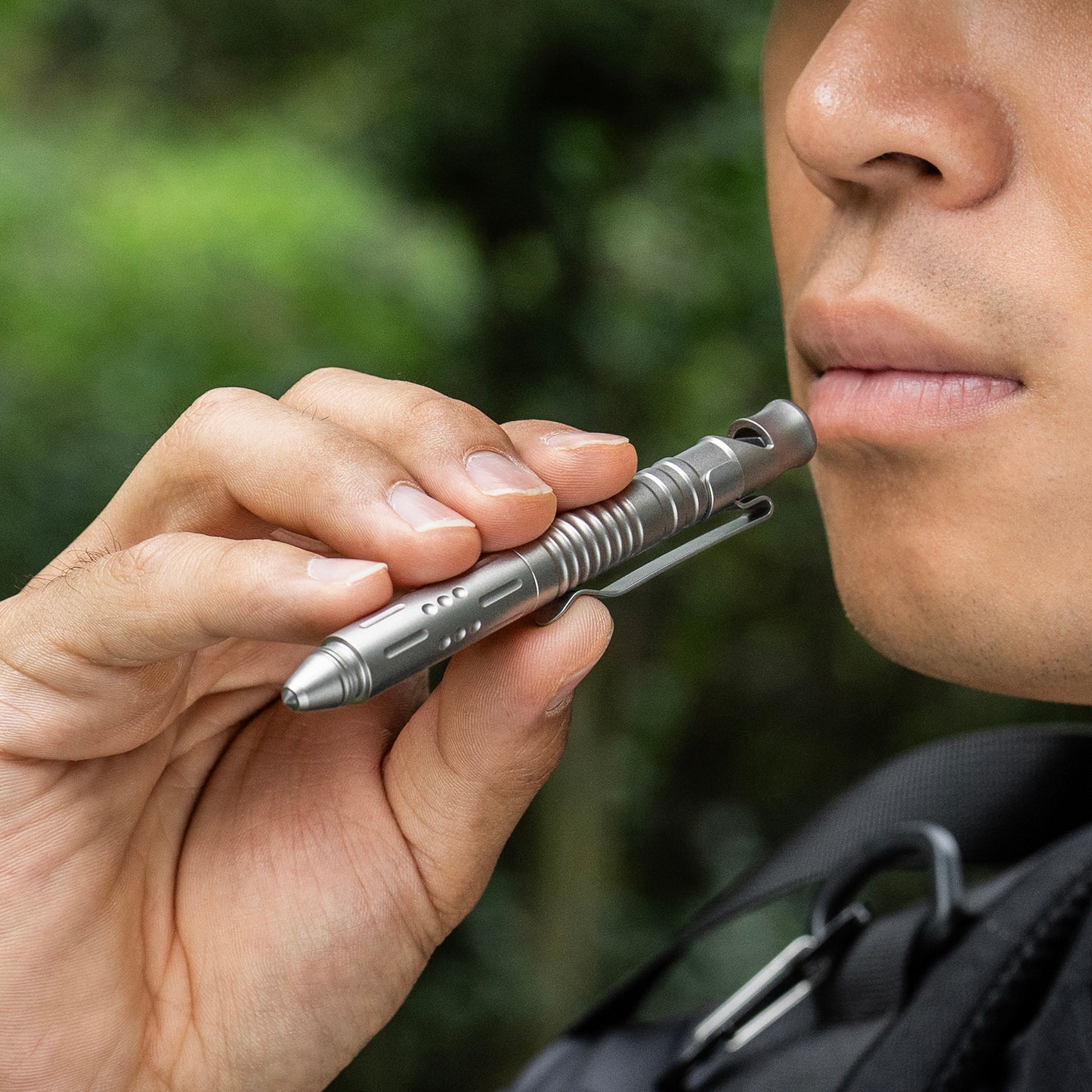 Boundless Voyage Titanium Multifunctional Pen 3-in-1 Outdoor Whistle + Car Window Breaker + Survival Self-Defense Tool Ti9025O