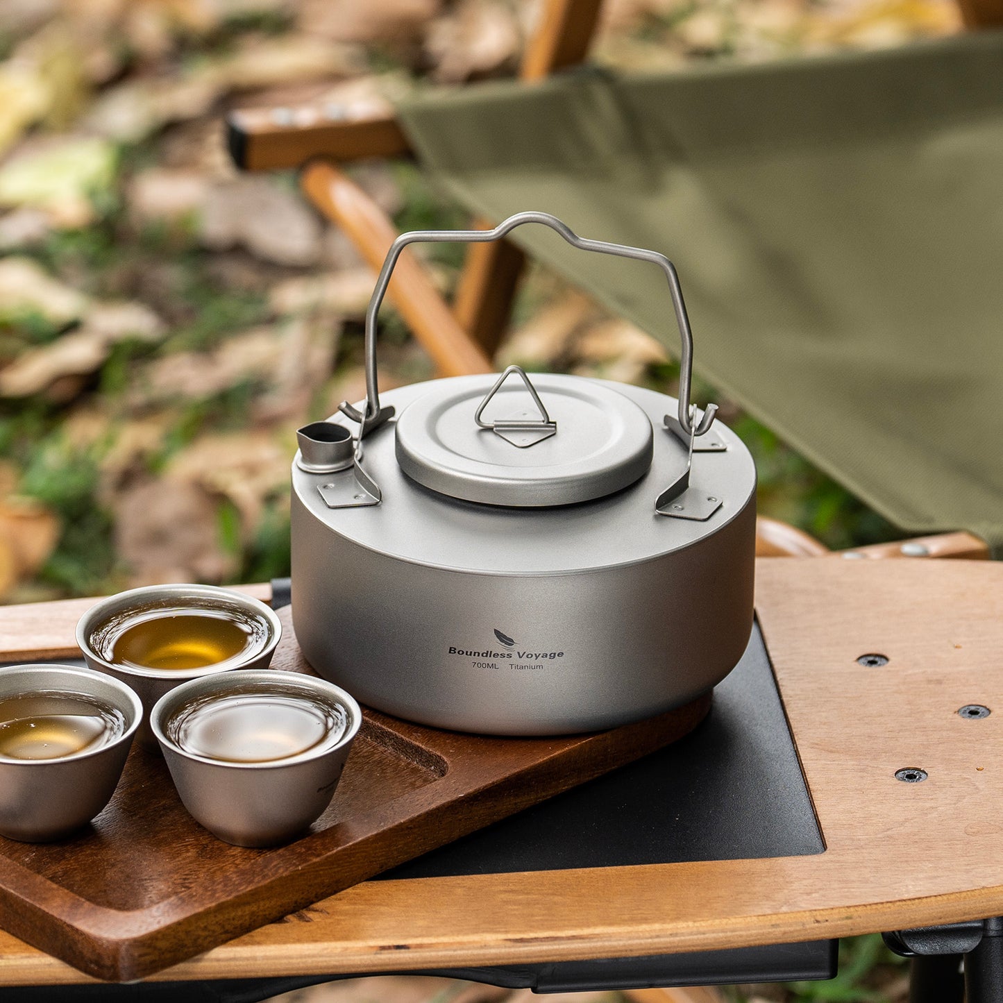Boundless Voyage 700ml Ultralight Titanium Camping Kettle with Foldable Handle, Single-Layer Open Fire Bushcraft Water Pot Ti3103D / Ti3104D