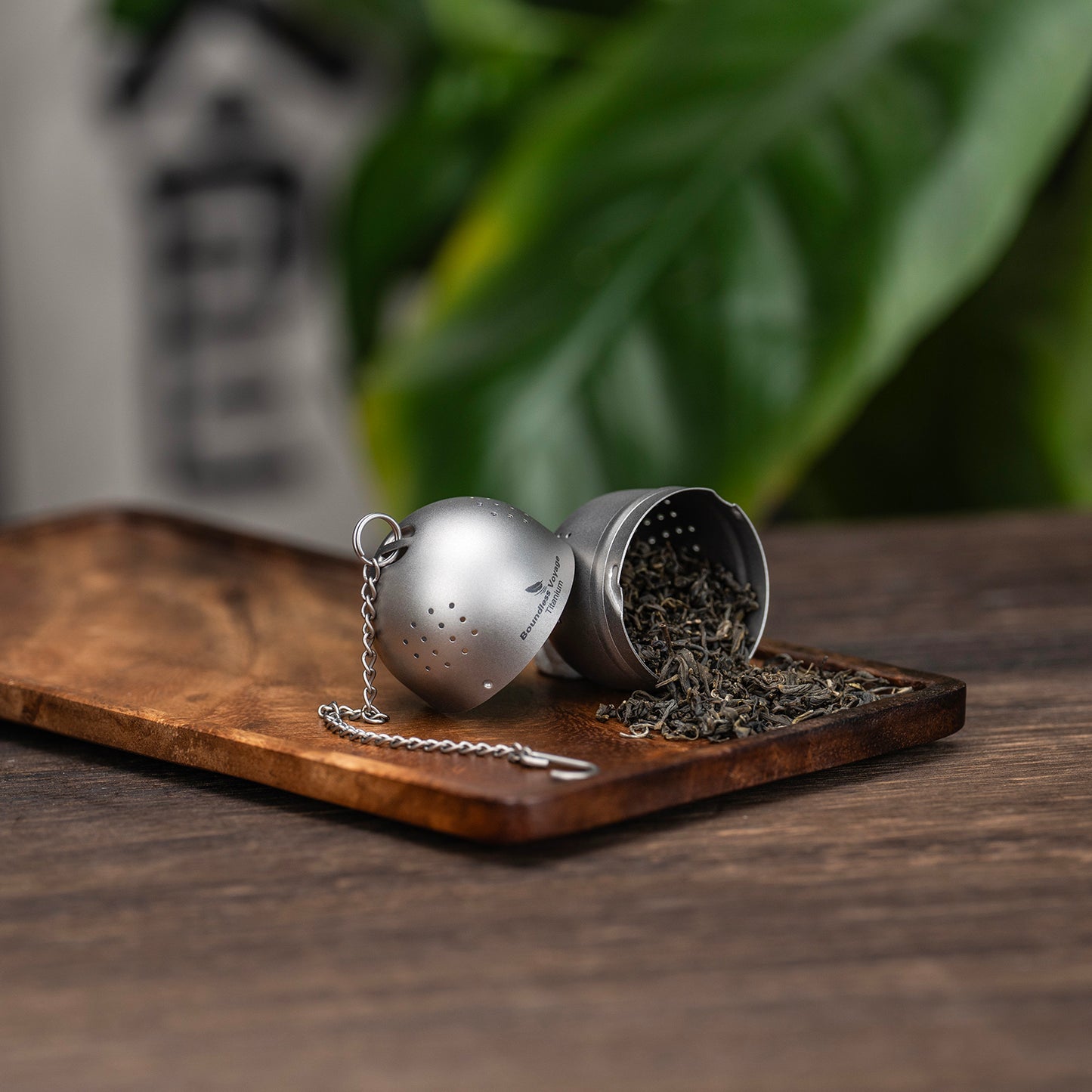 Boundless Voyage Ultralight Titanium Tea Ball Infuser with Extended Chain, Fine Mesh Strainer for Loose Tea & Spices, Reusable Filter for Mugs Teapots Home Kitchen Teaware Ti3207A