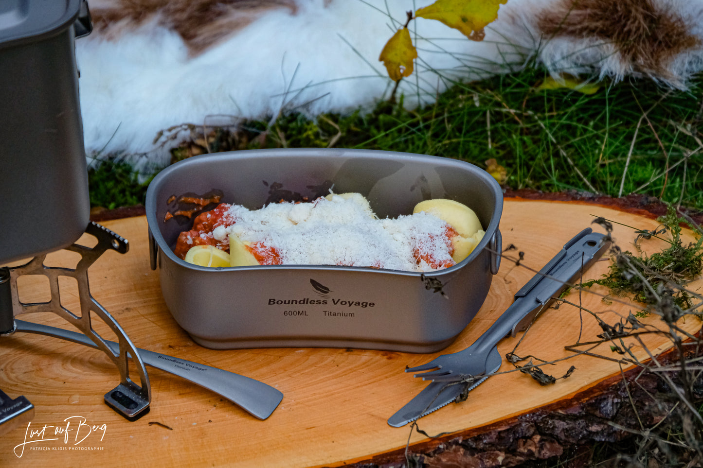 Boundless Voyage Titanium Hanging Cookware Set, 1500ml Pot + 600ml Cup with Lid & Foldable Handles, Ultralight Portable Outdoor Camping Mess Kit Ti2059C