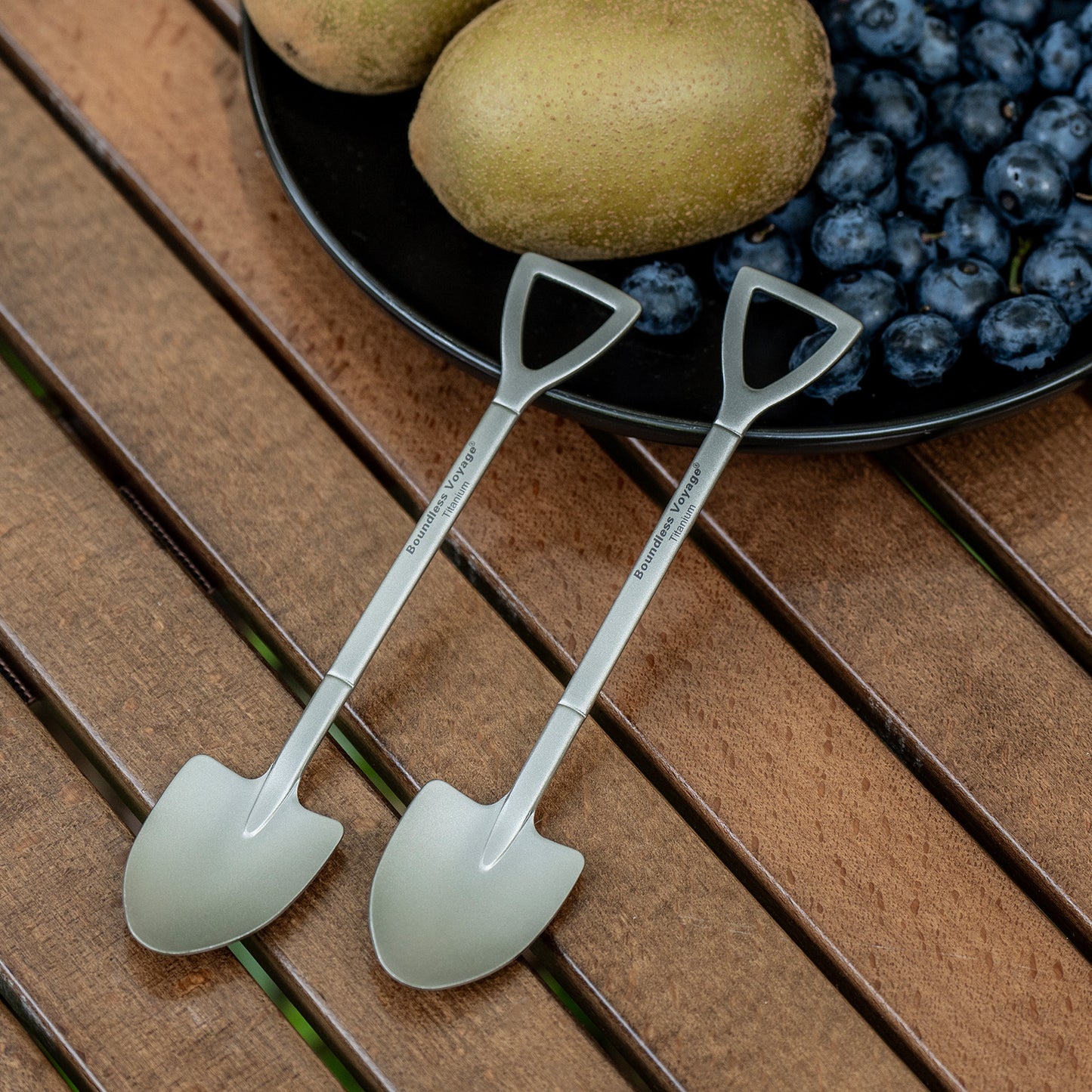 Boundless Voyage Cute Mini Titanium Shovel Spoon, Portable Lightweight Tableware for Ice Cream Fruit Outdoor Camping Daily Use Ti1129T