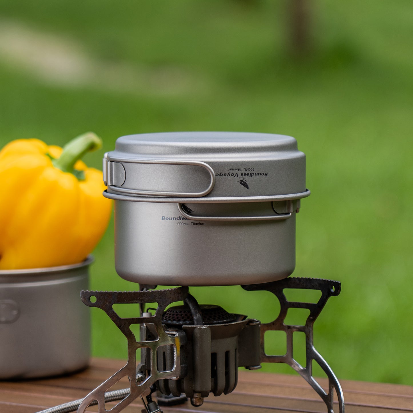 Boundless Voyage Titanium Camping Pots & Pans Set Foldable Handle, 500ml 900ml 1080ml Ultralight Cookware Kit for 1-2 Person Hiking Picnic Ti2034C/Ti2035C/Ti2036C