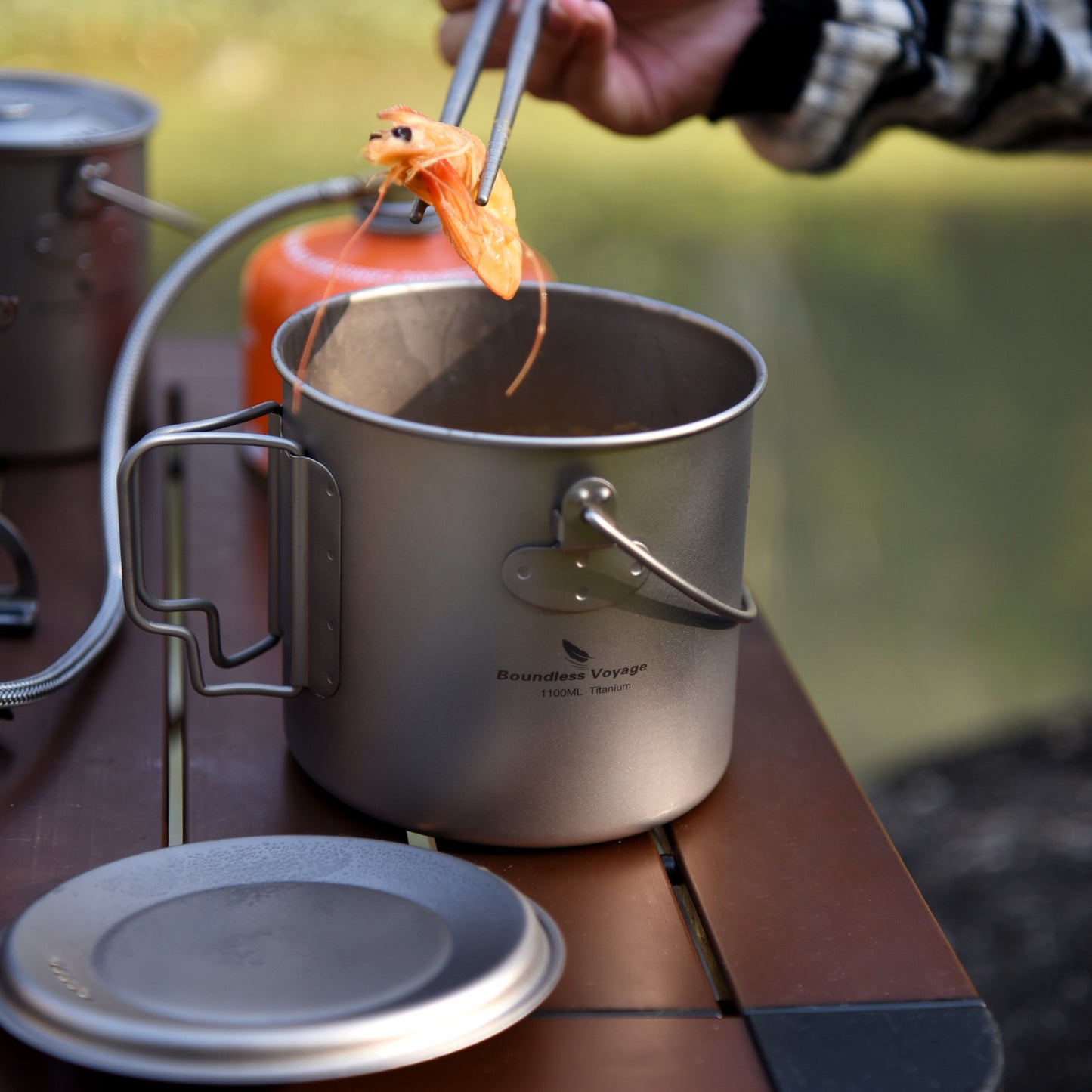 Boundless Voyage 1100ml Pure Titanium Hanging Pot with Lid | 37oz Ultralight Single-Wall Bushcraft Cookpot with Bail & Foldable Handle, Compatible with Open Fire & Camping Stove Ti3041D