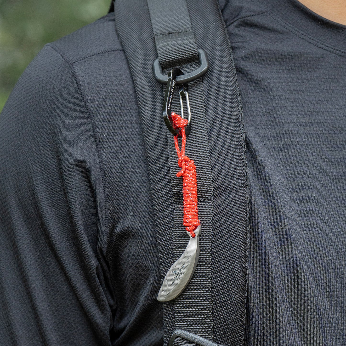 Boundless Voyage 120dB Titanium Survival Whistle Compact Emergency Safety Whistle Ultra-Light & Anti-Corrosion Rust-Proof Whistles for Outdoor, Hiking, Camping & Rescue Ti9026O