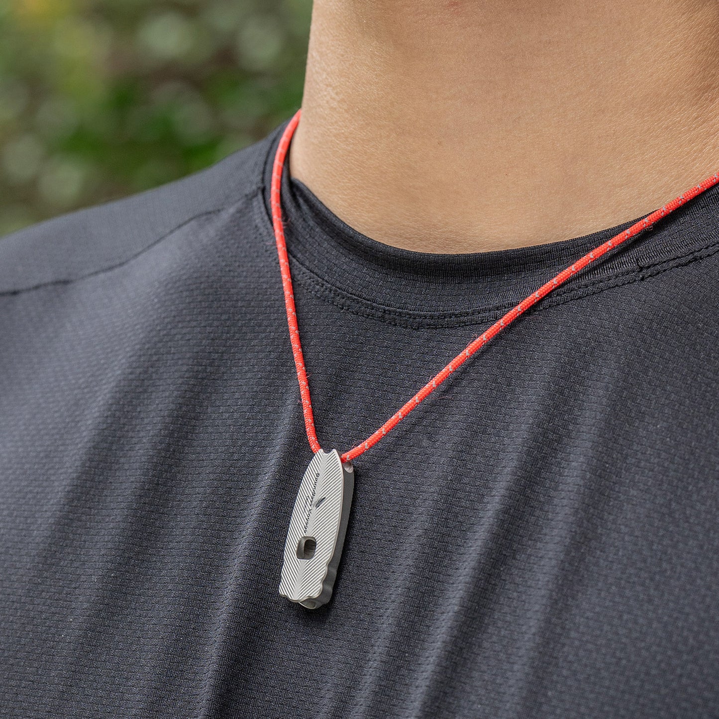 Boundless Voyage 120dB Titanium Survival Whistle Compact Emergency Safety Whistle Ultra-Light & Anti-Corrosion Rust-Proof Whistles for Outdoor, Hiking, Camping & Rescue Ti9027O