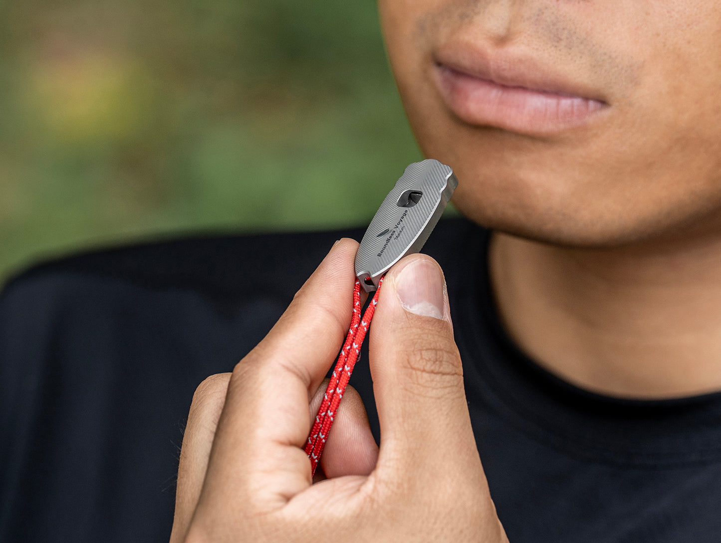 Boundless Voyage 120dB Titanium Survival Whistle Compact Emergency Safety Whistle Ultra-Light & Anti-Corrosion Rust-Proof Whistles for Outdoor, Hiking, Camping & Rescue Ti9027O