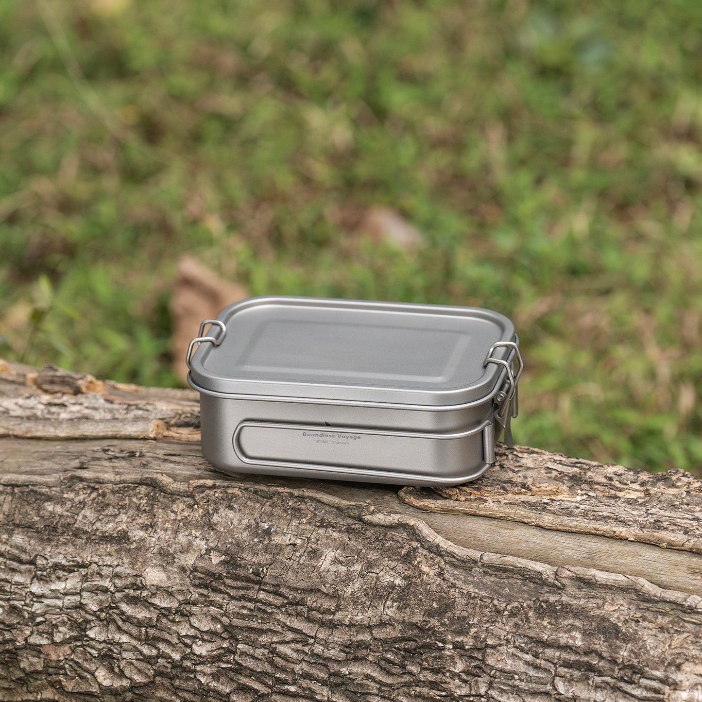 Boundless Voyage 800ml Titanium Mess Tin with Lid & Anti-Scalding Handle, Multi-Purpose Outdoor Camping Cookware Can Be Used as Lunch Box, Bowl and Pan Ti2081C