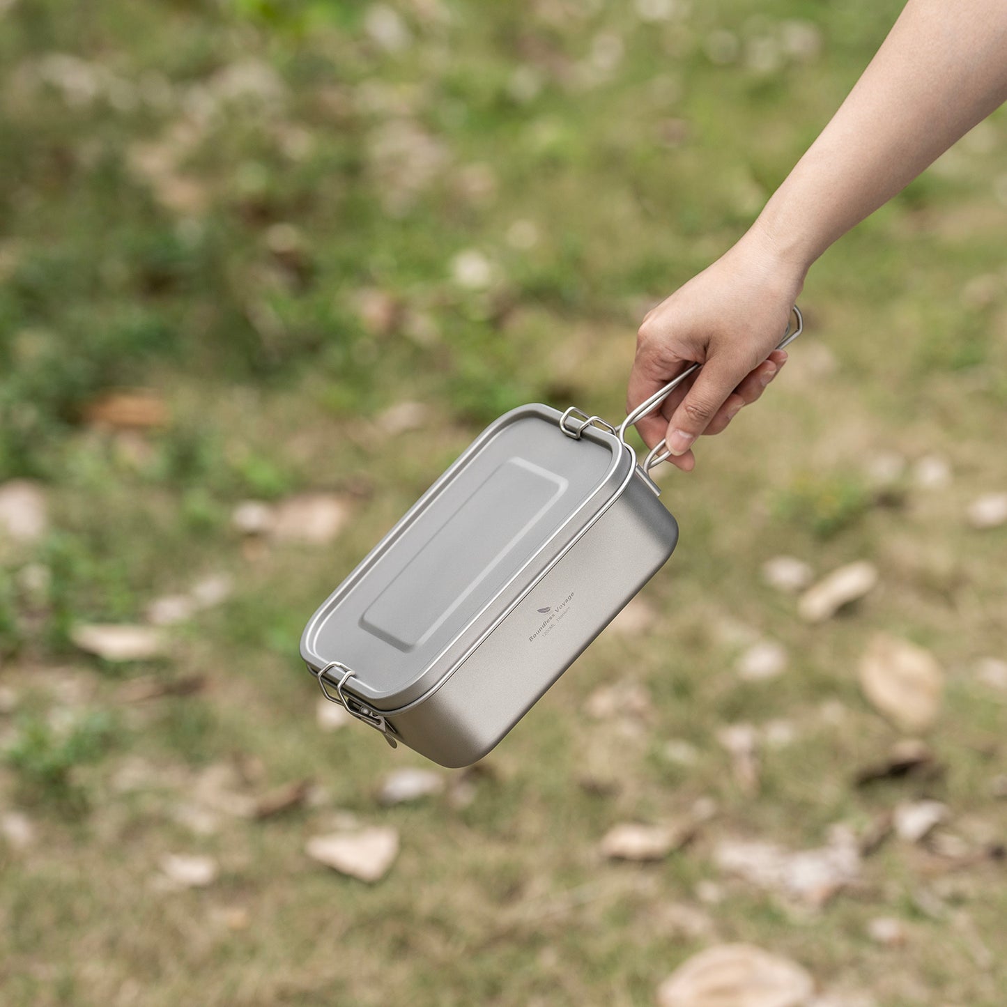 Boundless Voyage 1200ml Titanium Mess Tin with Lid & Anti-Scalding Handle, Multi-Purpose Outdoor Camping Cookware Can Be Used as Lunch Box, Bowl and Pan Ti2082C