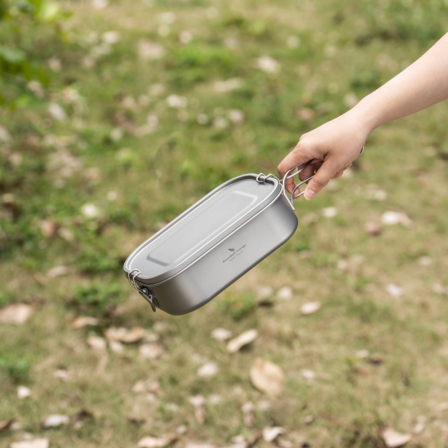 Boundless Voyage 1400ml Titanium Mess Tin with Lid & Anti-Scalding Handle, Multi-Purpose Outdoor Camping Cookware Can Be Used as Lunch Box, Bowl and Pan Ti2083C