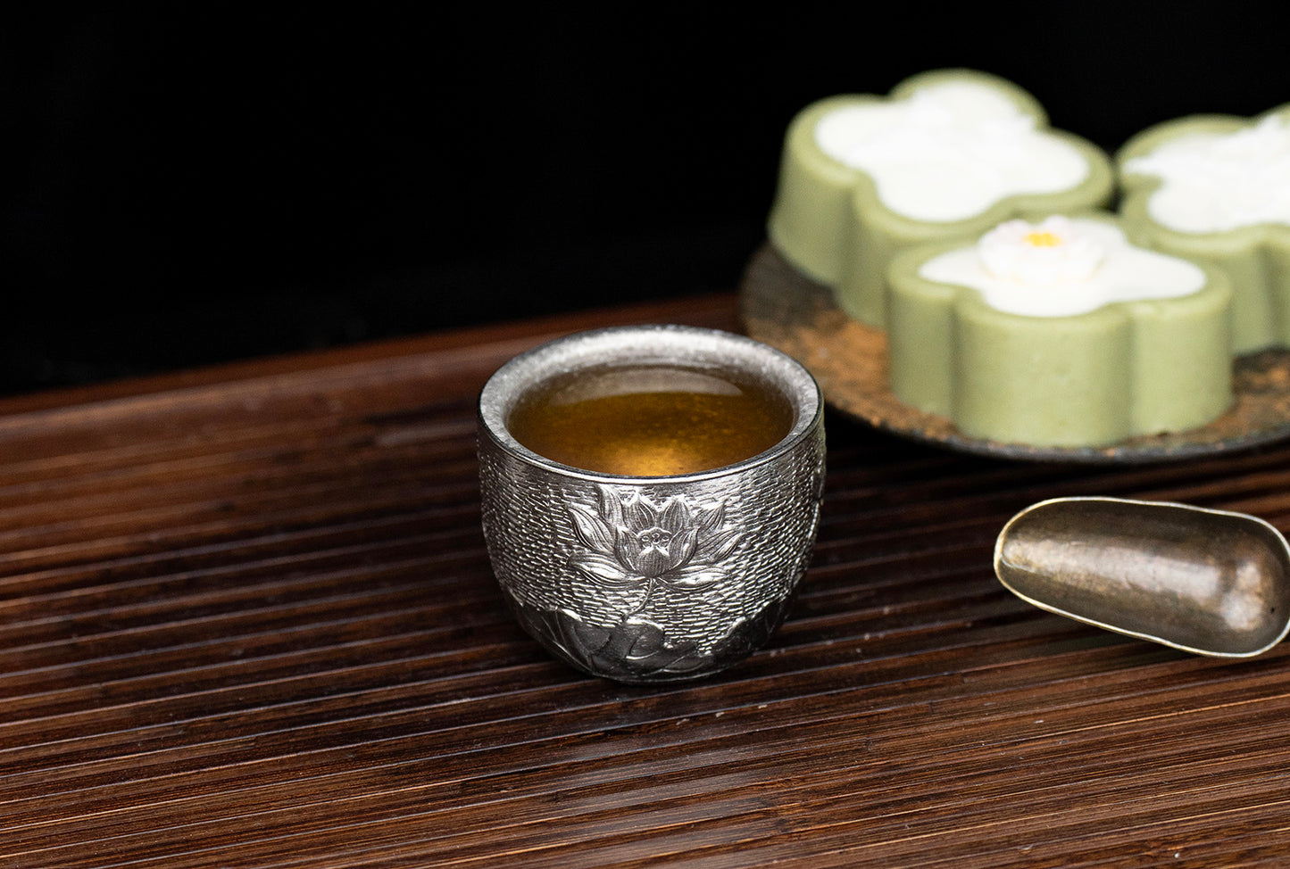 Boundless Voyage Titanium Double-Wall Cup Embossed Pattern, 50ml 100ml for Tea Whisky Home Bar Ti3081A Ti3081B