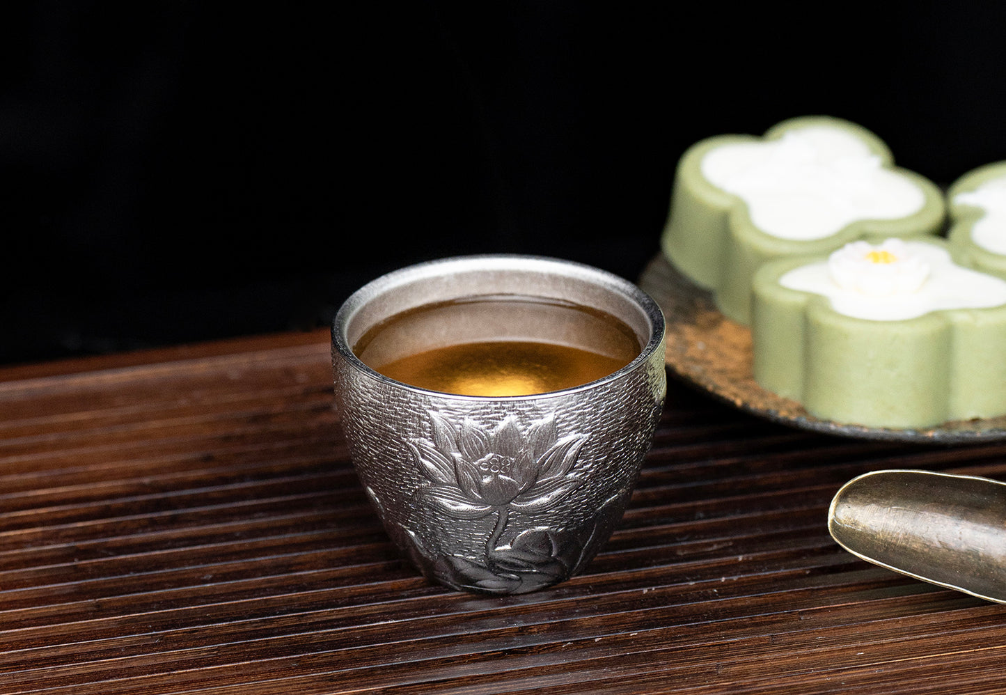 Boundless Voyage Titanium Double-Wall Cup Embossed Pattern, 50ml 100ml for Tea Whisky Home Bar Ti3081A Ti3081B